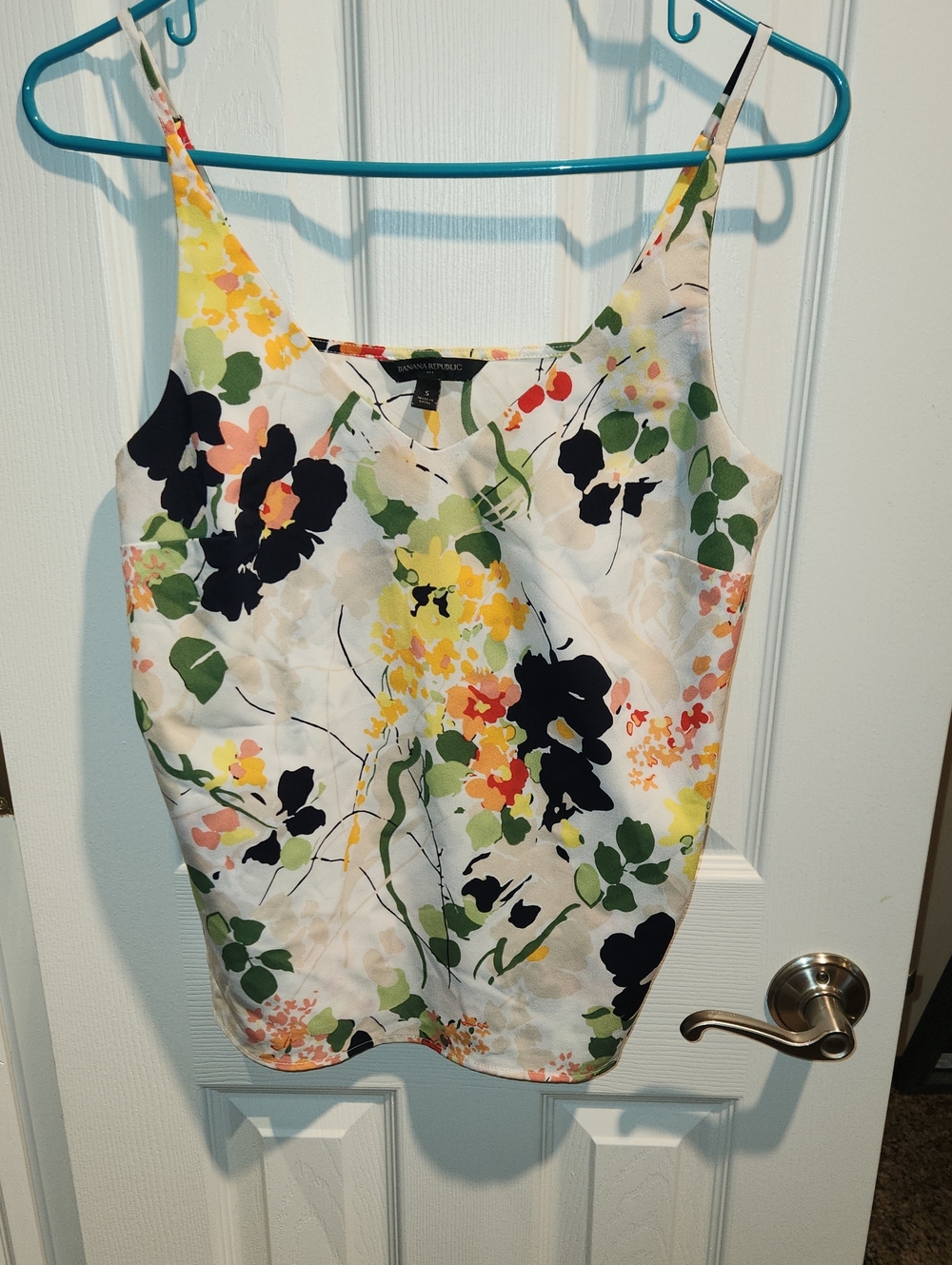 Banana Republic White Floral V-Neck Spaghetti Strap Camisole